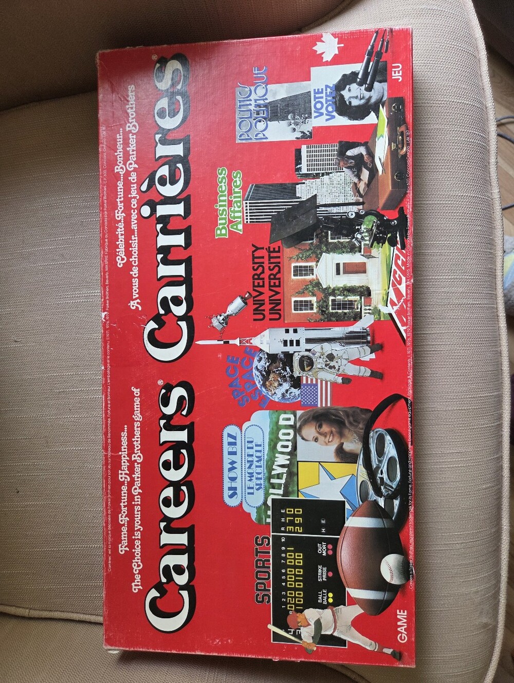 Careers / Carrier's Board Game - Vintage 1971